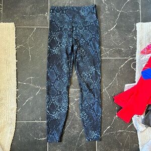 Mumu moves cobra pants